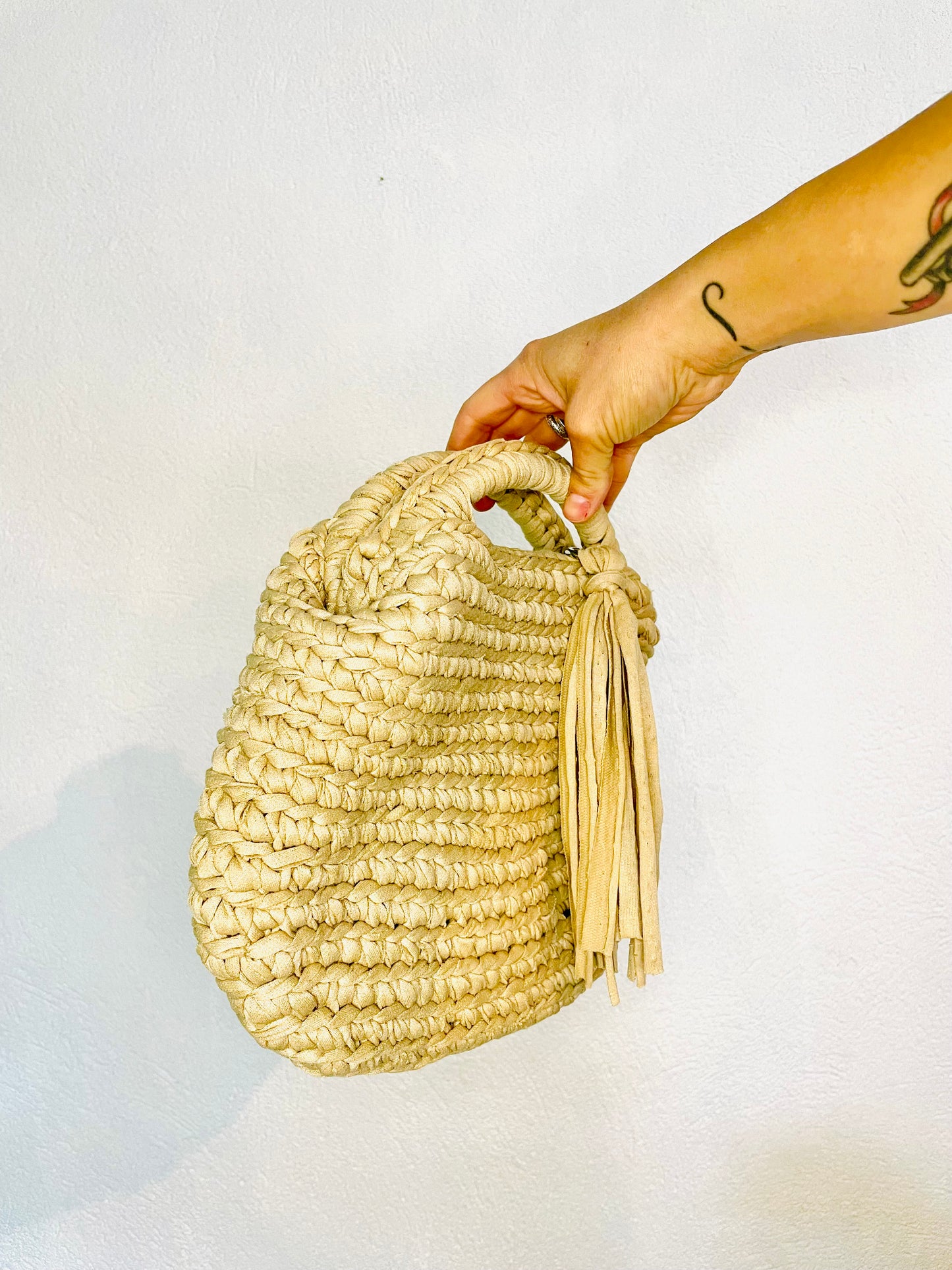 Noah Borsa a mano Malé