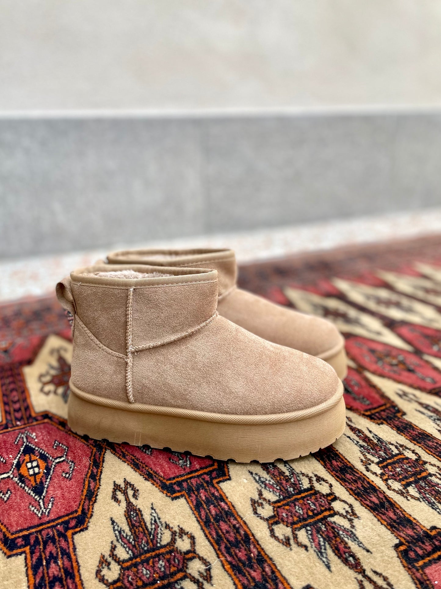 Stivaletto platform beige