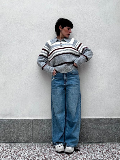 Jeans Wide Leg con strappo