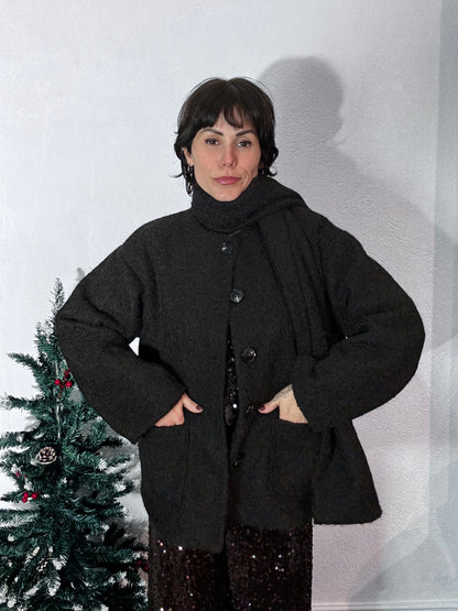 Cappottino con sciarpa nero