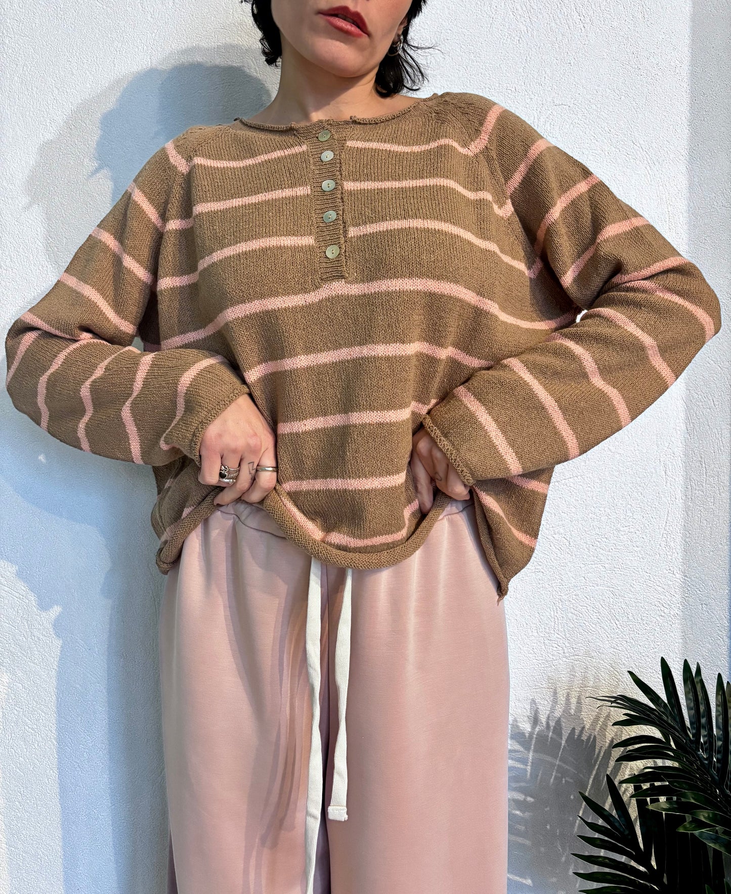 Maglia a righe con bottoni