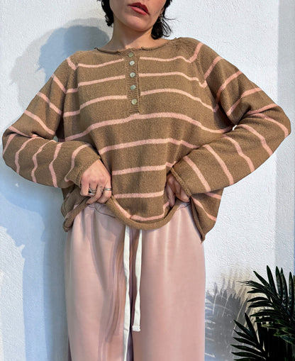 Maglia a righe con bottoni