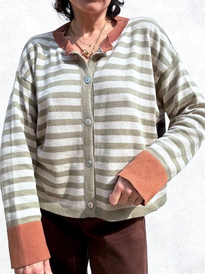 Cardigan a righe con profili