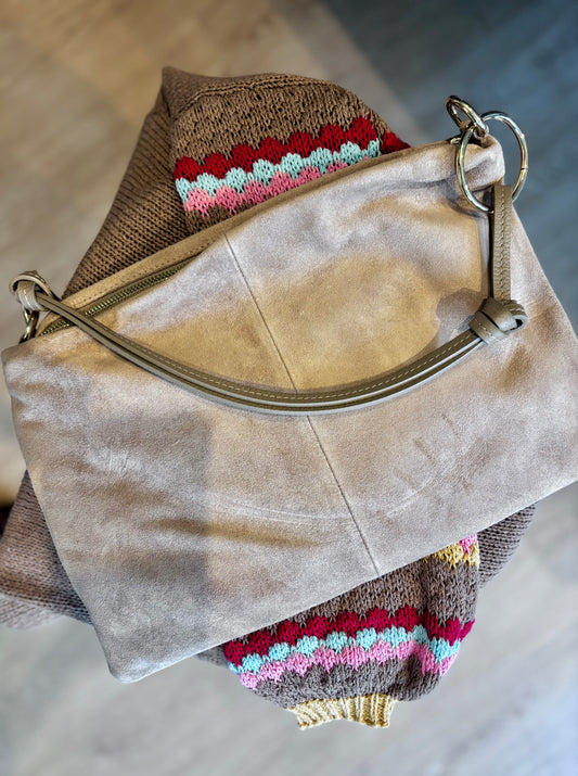 Borsa in camoscio a spalla