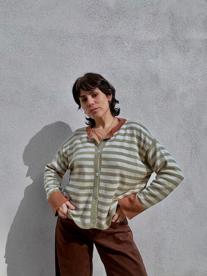 Cardigan a righe con profili