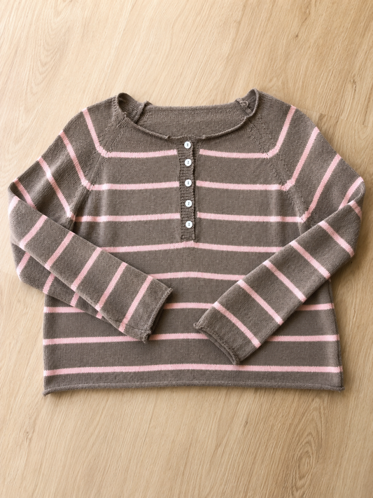 Maglia a righe con bottoni
