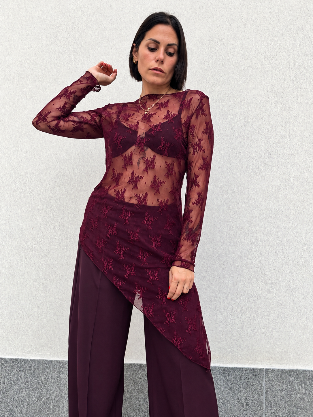 Maglia in tulle ricamata Bordeaux