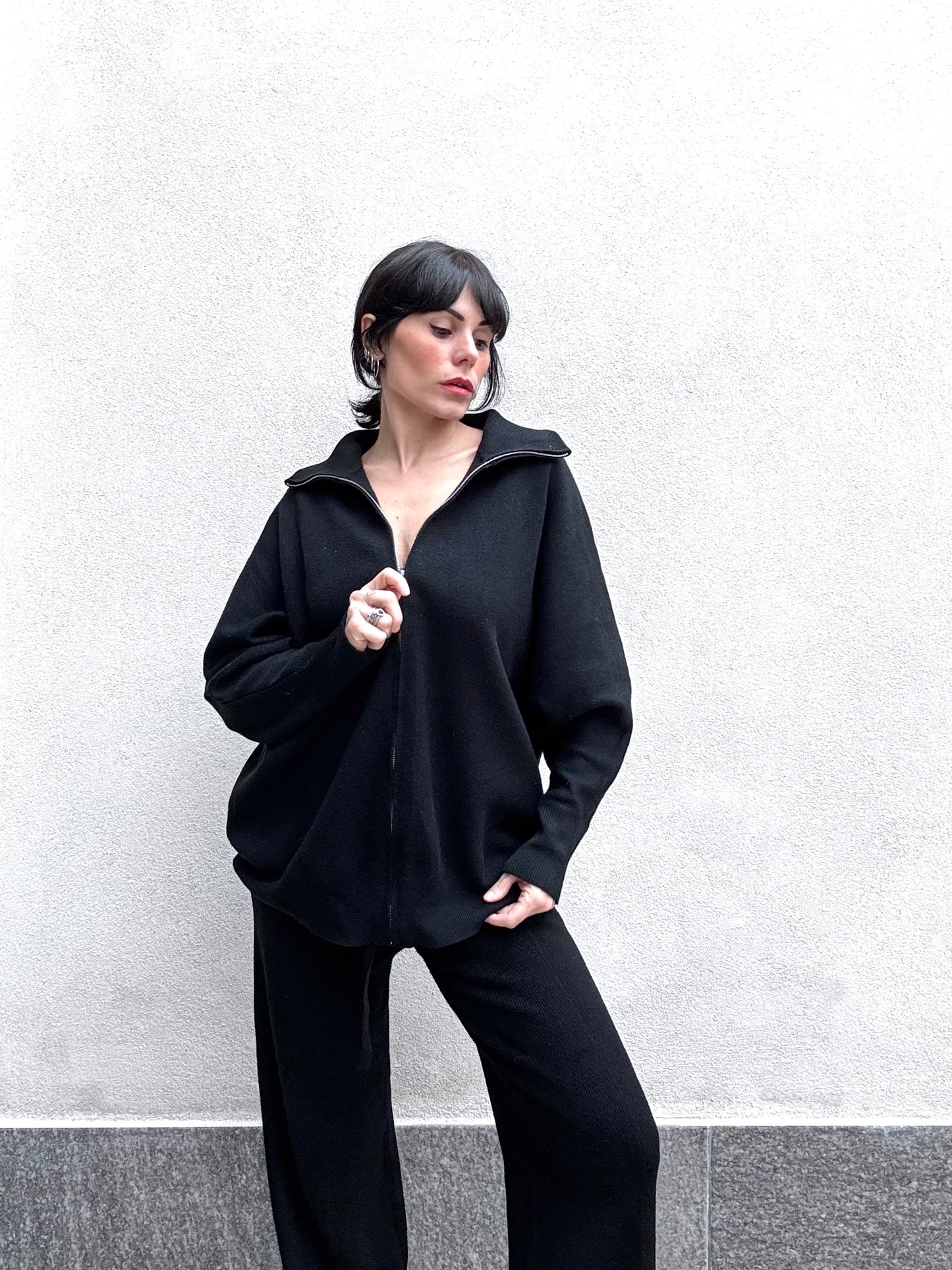 Maglione nero zip