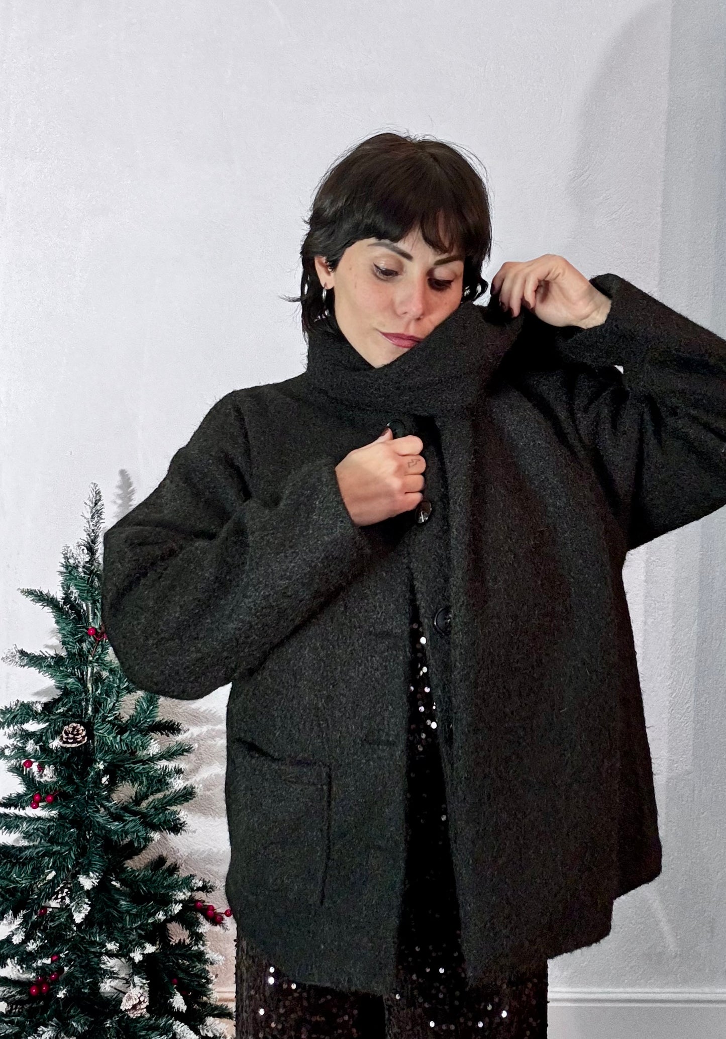 Cappottino con sciarpa nero